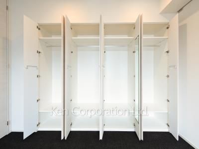 飯田橋ガーデンフラッツの写真 クローゼット ※8階の同じ間取タイプを撮影。仕様が異なることがあります。