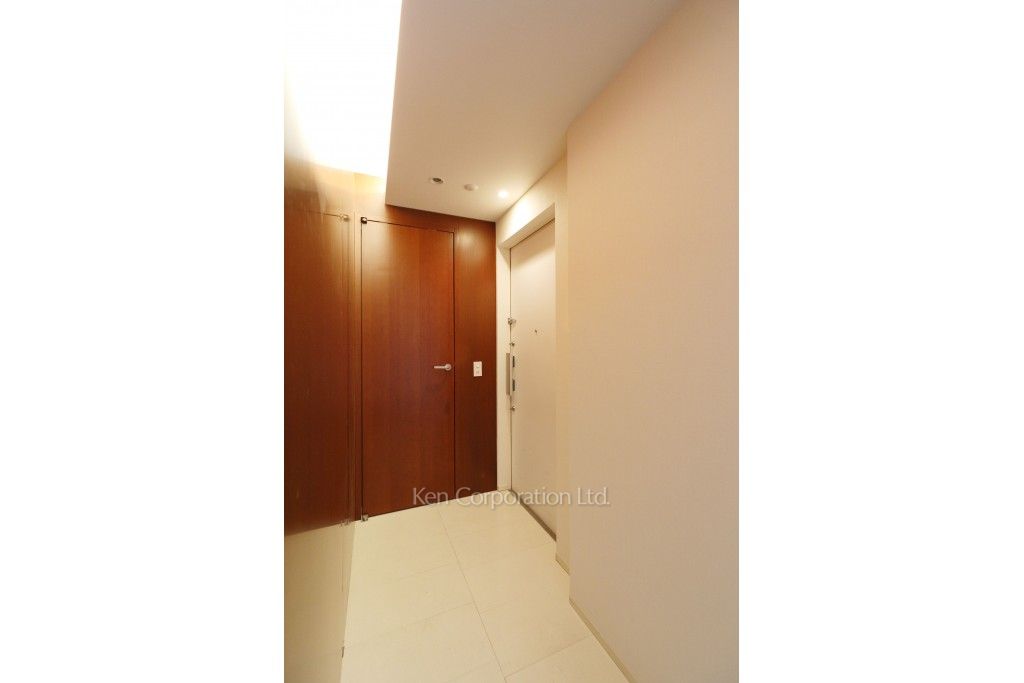 パークアクシス青山一丁目タワーの写真 玄関