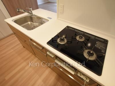 バウスステージ広尾の写真 キッチン ※2階の同じ間取タイプを撮影。仕様が異なることがあります。