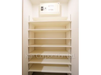 クロスエアタワーの写真 シューズインクローゼット