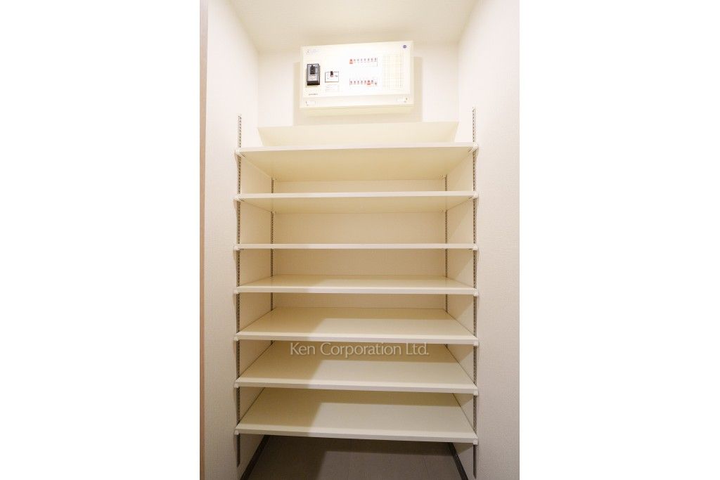 クロスエアタワーの写真 シューズインクローゼット