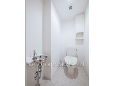 トイレ ※写真・画像は実際と異なる場合がございます。部屋写真は同一タイプのものです。（ただし、画像中にタイプ名の記載がある場合はその記載内容を優先します。）