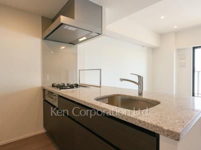 ザ・パークハビオ恵比寿プレイスの写真 キッチン ※10階の同じ間取タイプを撮影。仕様が異なることがあります。