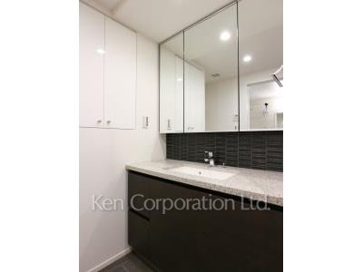 ザ・パークハビオ恵比寿プレイスの写真 パウダールーム ※10階の同じ間取タイプを撮影。仕様が異なることがあります。