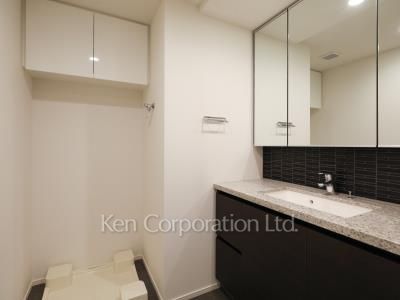 ザ・パークハビオ恵比寿プレイスの写真 パウダールーム ※10階の同じ間取タイプを撮影。仕様が異なることがあります。