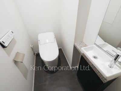 ザ・パークハビオ恵比寿プレイスの写真 トイレ ※10階の同じ間取タイプを撮影。仕様が異なることがあります。