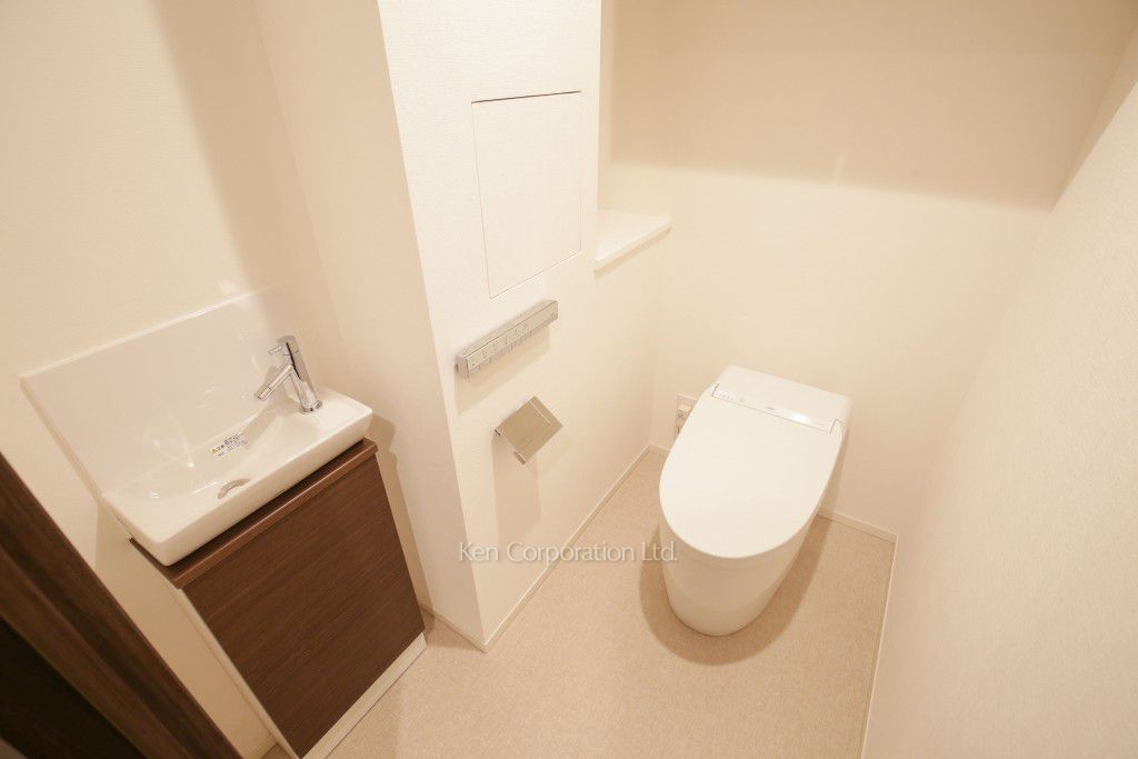 トイレ（3階・2LDK+WIC）  ※写真の無断転載禁止