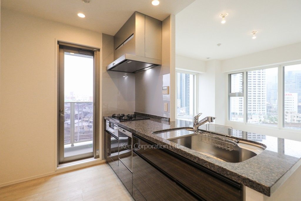 大崎ガーデンレジデンスの写真 キッチン ※9階の同じ間取タイプを撮影。仕様が異なることがあります。