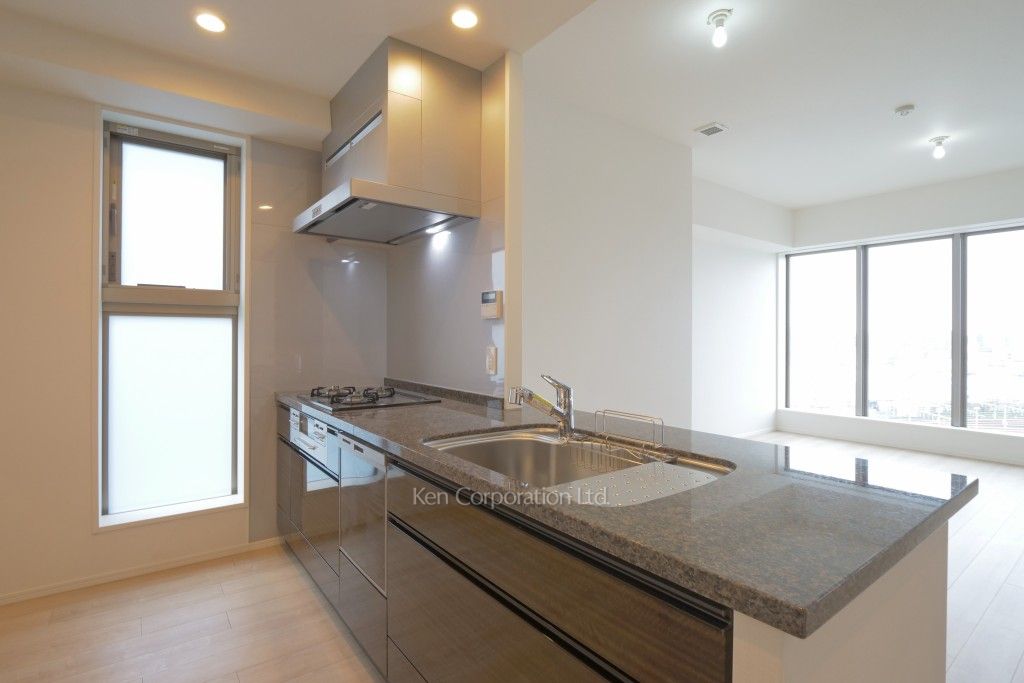 大崎ガーデンレジデンスの写真 キッチン ※9階の同じ間取タイプを撮影。仕様が異なることがあります。