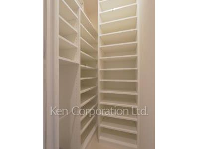 大崎ガーデンレジデンスの写真 シューズインクローゼット ※22階の同じ間取タイプを撮影。仕様が異なることがあります。