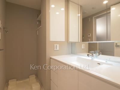 大崎ガーデンレジデンスの写真 パウダールーム ※22階の同じ間取タイプを撮影。仕様が異なることがあります。