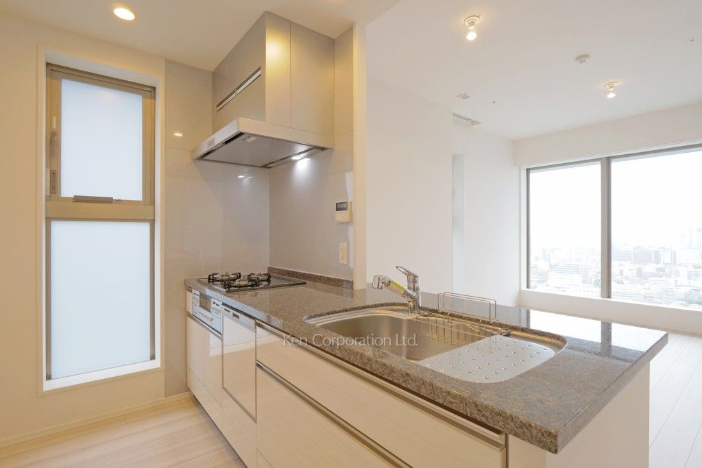 大崎ガーデンレジデンスの写真 キッチン ※22階の同じ間取タイプを撮影。仕様が異なることがあります。