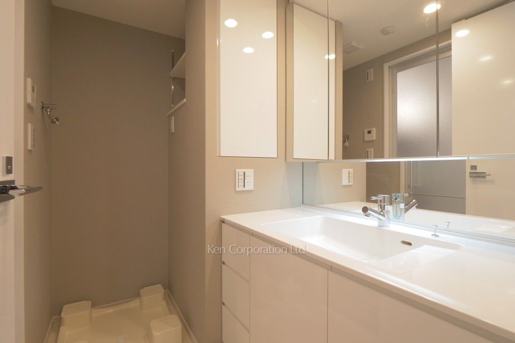 大崎ガーデンレジデンスの写真 パウダールーム ※22階の同じ間取タイプを撮影。仕様が異なることがあります。