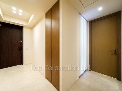 プラウド南麻布の写真 玄関