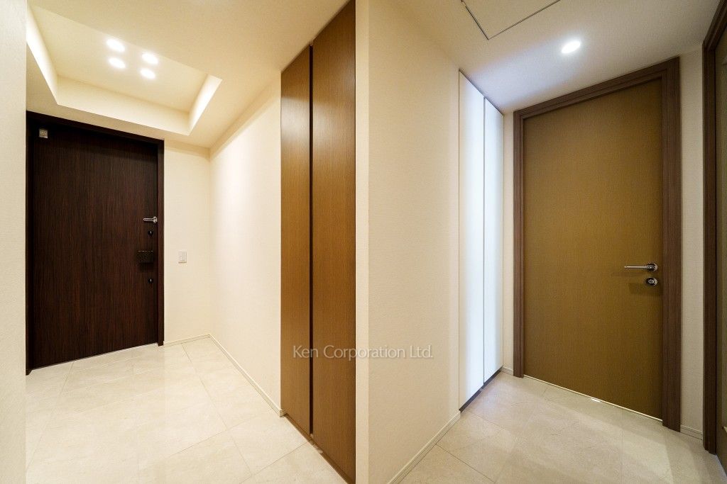 プラウド南麻布の写真 玄関