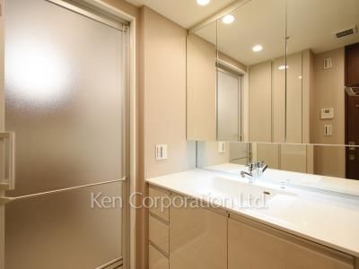 大崎ガーデンレジデンスの写真 パウダールーム ※12階の同じ間取タイプを撮影。仕様が異なることがあります。