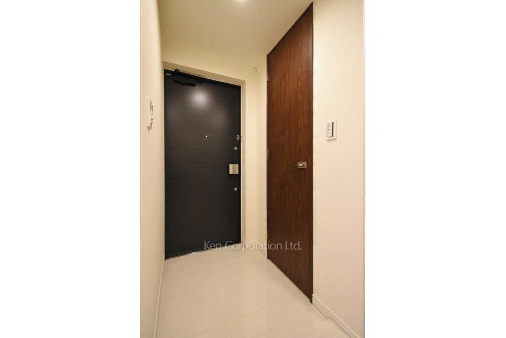 大崎ガーデンレジデンスの写真 玄関 ※12階の同じ間取タイプを撮影。仕様が異なることがあります。