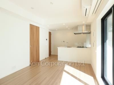 パークアクシス日本橋浜町レジデンスの写真 居室（LDなど） ※5階の同じ間取タイプを撮影。仕様が異なることがあります。