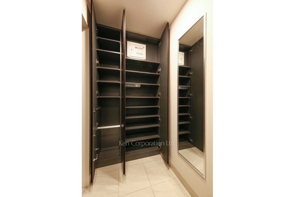 IBIS三番町の写真 シューズクローゼット ※3階の同じ間取タイプを撮影。仕様が異なることがあります。