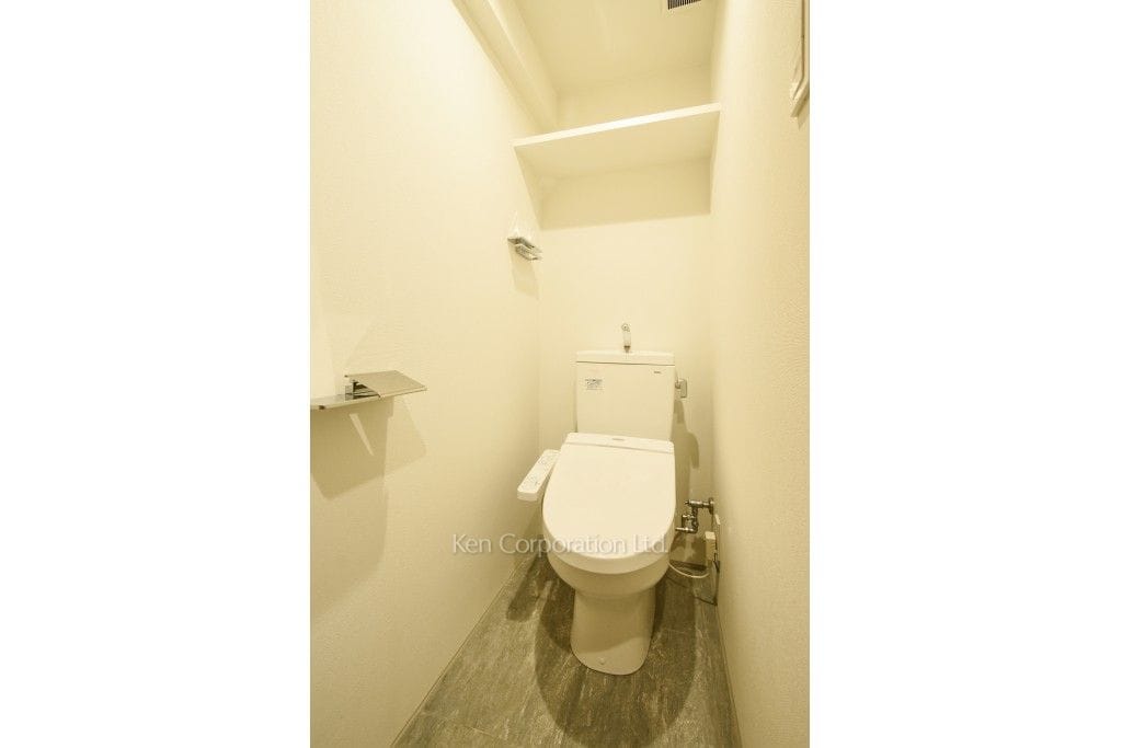 トイレ（4階・2DK）  ※写真の無断転載禁止