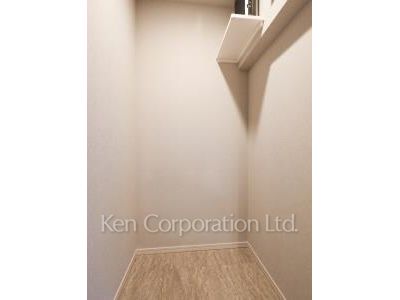 ラ・トゥール渋谷神南の写真 ストレージ ※19階の同じ間取タイプを撮影。仕様が異なることがあります。