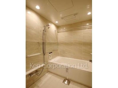 ラ・トゥール渋谷神南の写真 バスルーム ※4階の同じ間取タイプを撮影。仕様が異なることがあります。