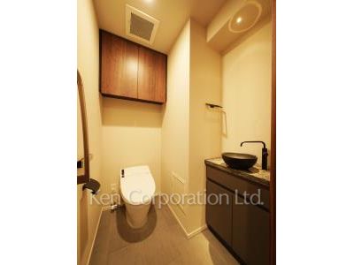 THE SANMAISON 表参道の写真 トイレ