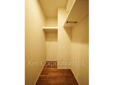 THE SANMAISON 表参道の写真 ウォークインクローゼット