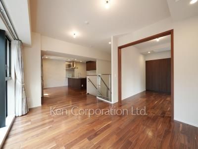 THE SANMAISON 表参道の写真 居室（LDなど）