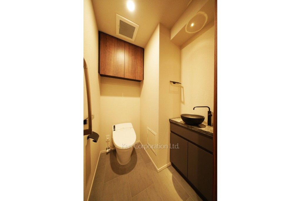 THE SANMAISON 表参道の写真 トイレ