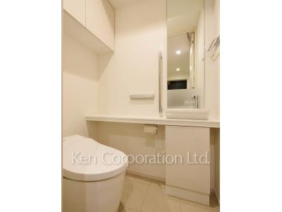 プライムガーデン西麻布の写真 トイレ※6階の同じ間取タイプを撮影。仕様が異なることがあります。