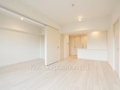 プライムガーデン西麻布の写真 リビングダイニング※6階の同じ間取タイプを撮影。仕様が異なることがあります。