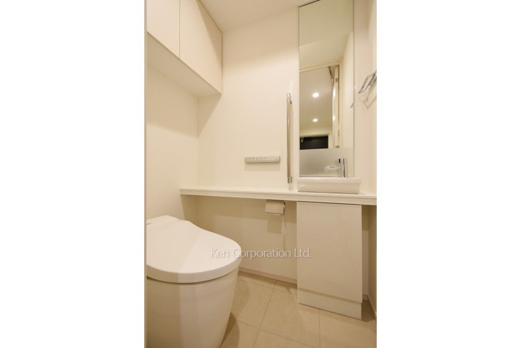 プライムガーデン西麻布の写真 トイレ※6階の同じ間取タイプを撮影。仕様が異なることがあります。