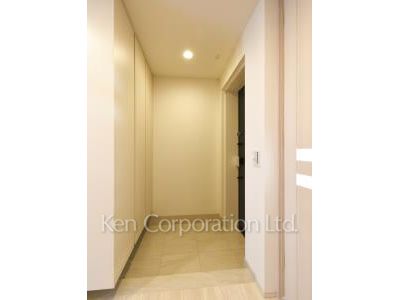 プライムガーデン西麻布の写真 玄関 ※5階の同じ間取タイプを撮影。仕様が異なることがあります。