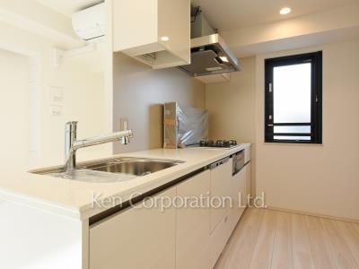 プライムガーデン西麻布の写真 キッチン ※5階の同じ間取タイプを撮影。仕様が異なることがあります。