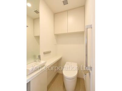 プライムガーデン西麻布の写真 トイレ ※5階の同じ間取タイプを撮影。仕様が異なることがあります。