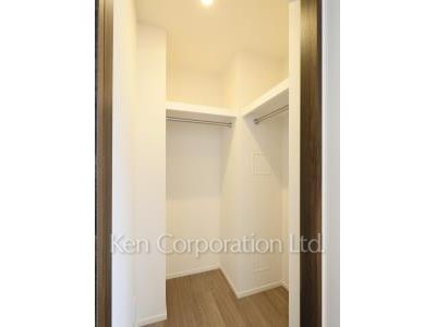 ウォークインクローゼット ※3階の同じ間取タイプを撮影。仕様が異なることがあります。