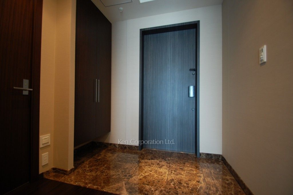 ラ・トゥール飯田橋の写真 玄関 ※12階の同じ間取タイプを撮影。仕様が異なることがあります。