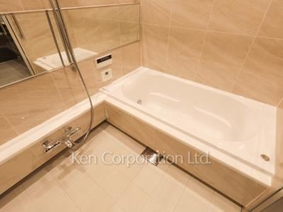 ラ・トゥール渋谷神南の写真 バスルーム ※19階の同じ間取タイプを撮影。仕様が異なることがあります。