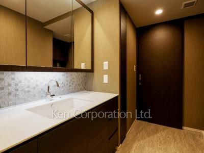 パウダールーム