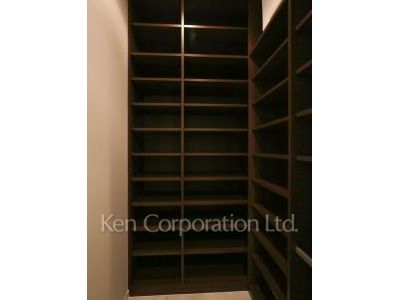 ザ・パークハウスグラン南青山四丁目の写真 シューズインクローゼット