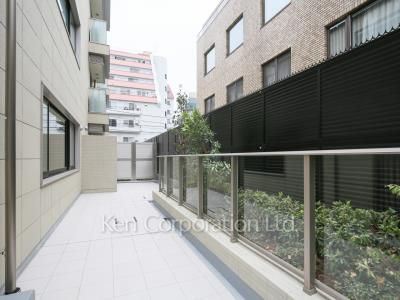 ザ・パークハウスグラン南青山四丁目の写真 テラス