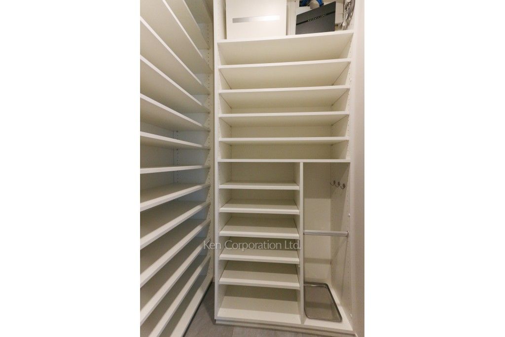 ラ・トゥール渋谷宇田川の写真 シューズインクローゼット ※21階の同じ間取タイプを撮影。仕様が異なることがあります。