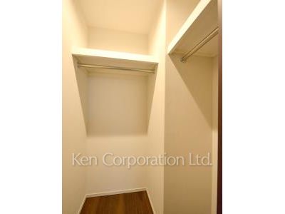 パークナード三田聖坂の写真 ウォークインクローゼット