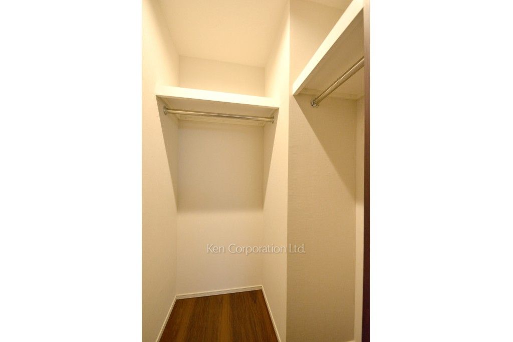 パークナード三田聖坂の写真 ウォークインクローゼット