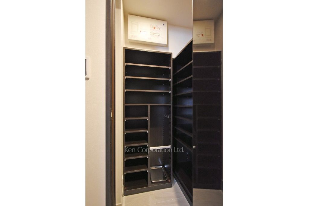 パークフラッツ渋谷神山町の写真 シューズインクローゼット ※5階の同じ間取タイプを撮影。仕様が異なることがあります。