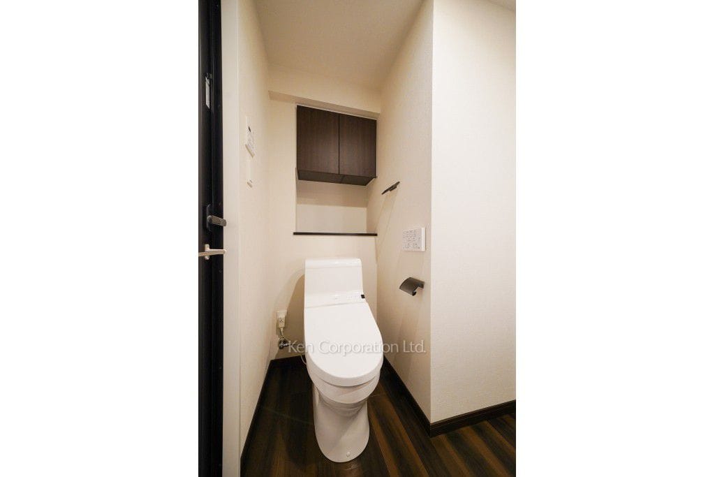 トイレ ※8階の同じ間取タイプを撮影。仕様が異なることがあります。（9階・1LDK）  ※写真の無断転載禁止