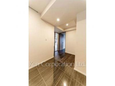 玄関 ※写真・画像は実際と異なる場合がございます。部屋写真は同一タイプのものです。（ただし、画像中にタイプ名の記載がある場合はその記載内容を優先します。）