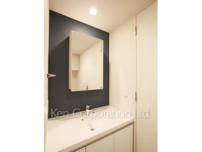 Brillia ist 千駄ヶ谷の写真 パウダールーム ※10階の同じ間取タイプを撮影。仕様が異なることがあります。