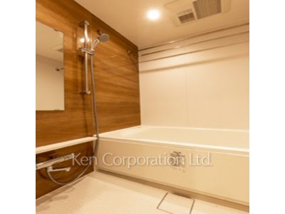 バスルーム ※写真・画像は実際と異なる場合がございます。部屋写真は同一タイプのものです。（ただし、画像中にタイプ名の記載がある場合はその記載内容を優先します。）